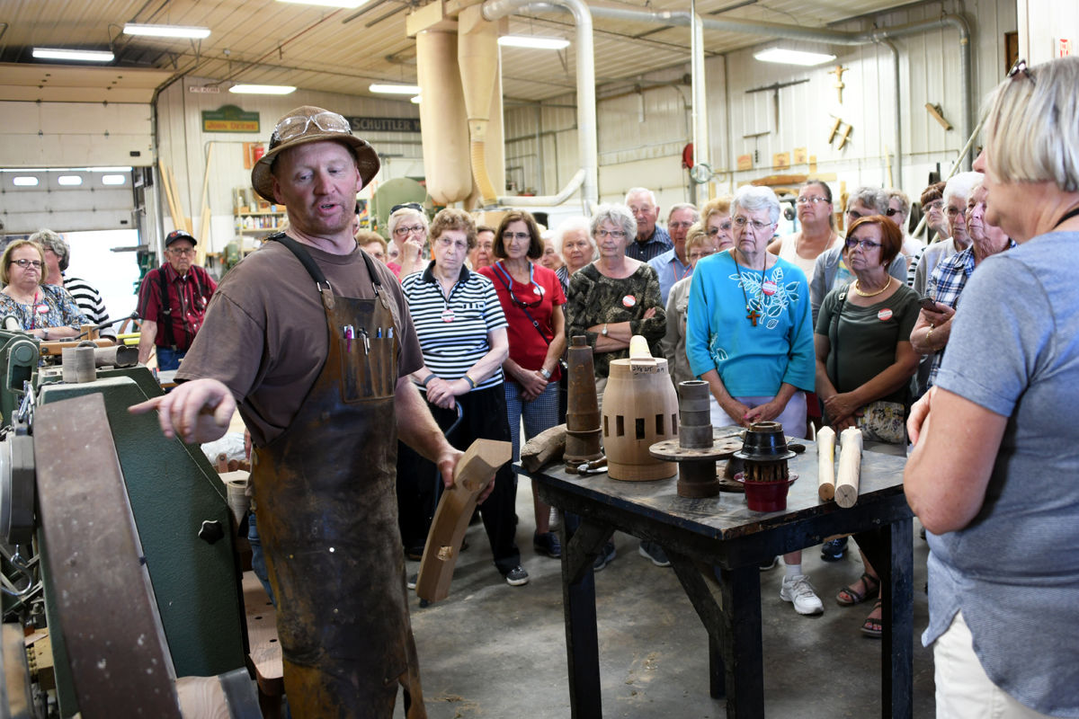097 Fun Club travelers learn the steps in making a wagon.JPG